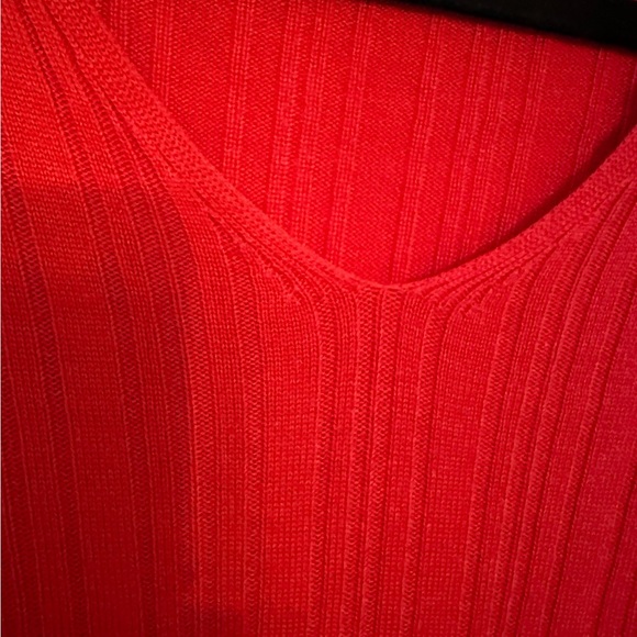 Topshop Red Ribbed Long Sleeve Knit Top Slim Fit V-Neck Shirt Womens Size 0-2 - Picture 7 of 10
